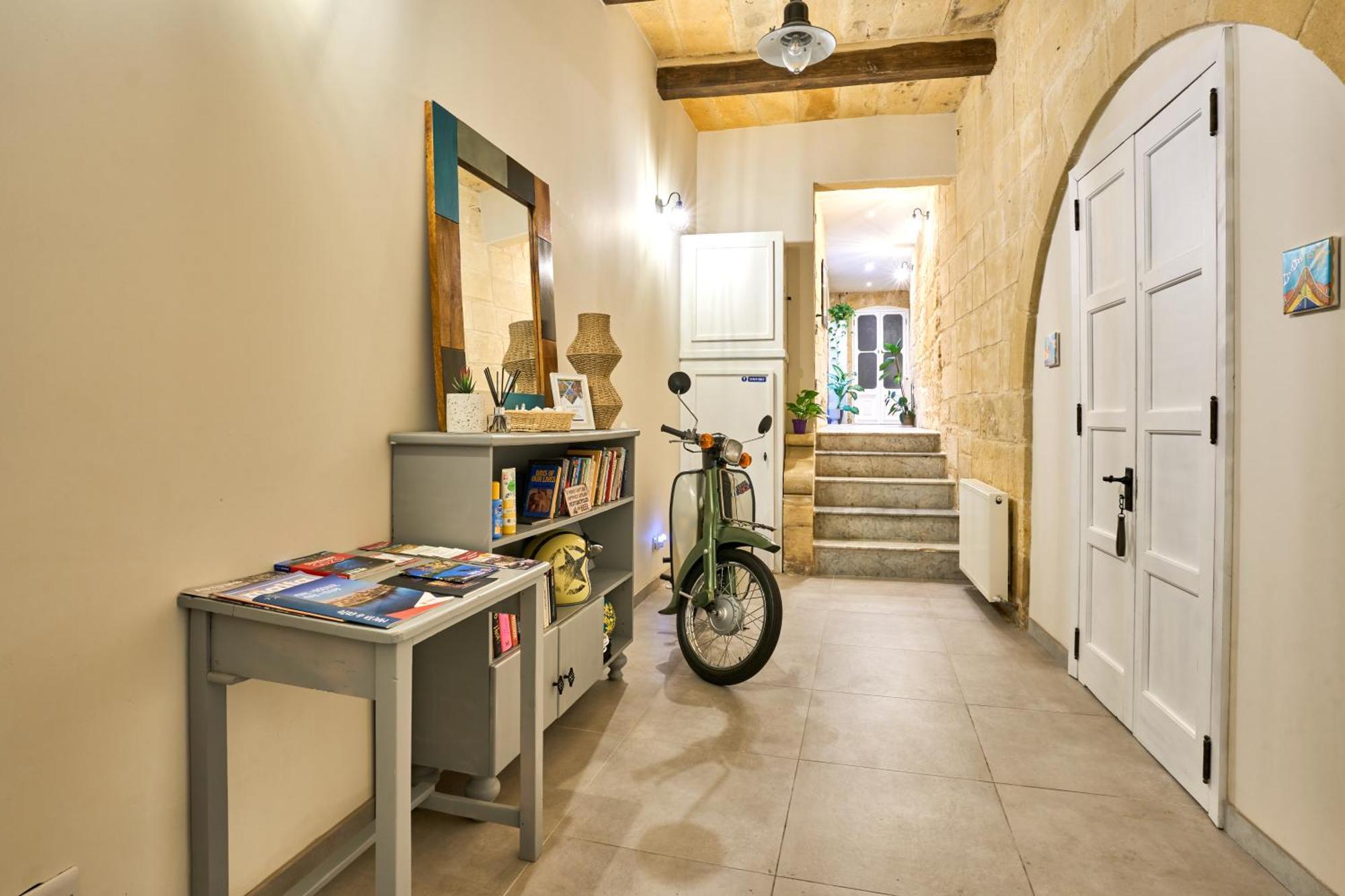 12 -16 , Pacifiku Scicluna Birgu Buitenkant foto