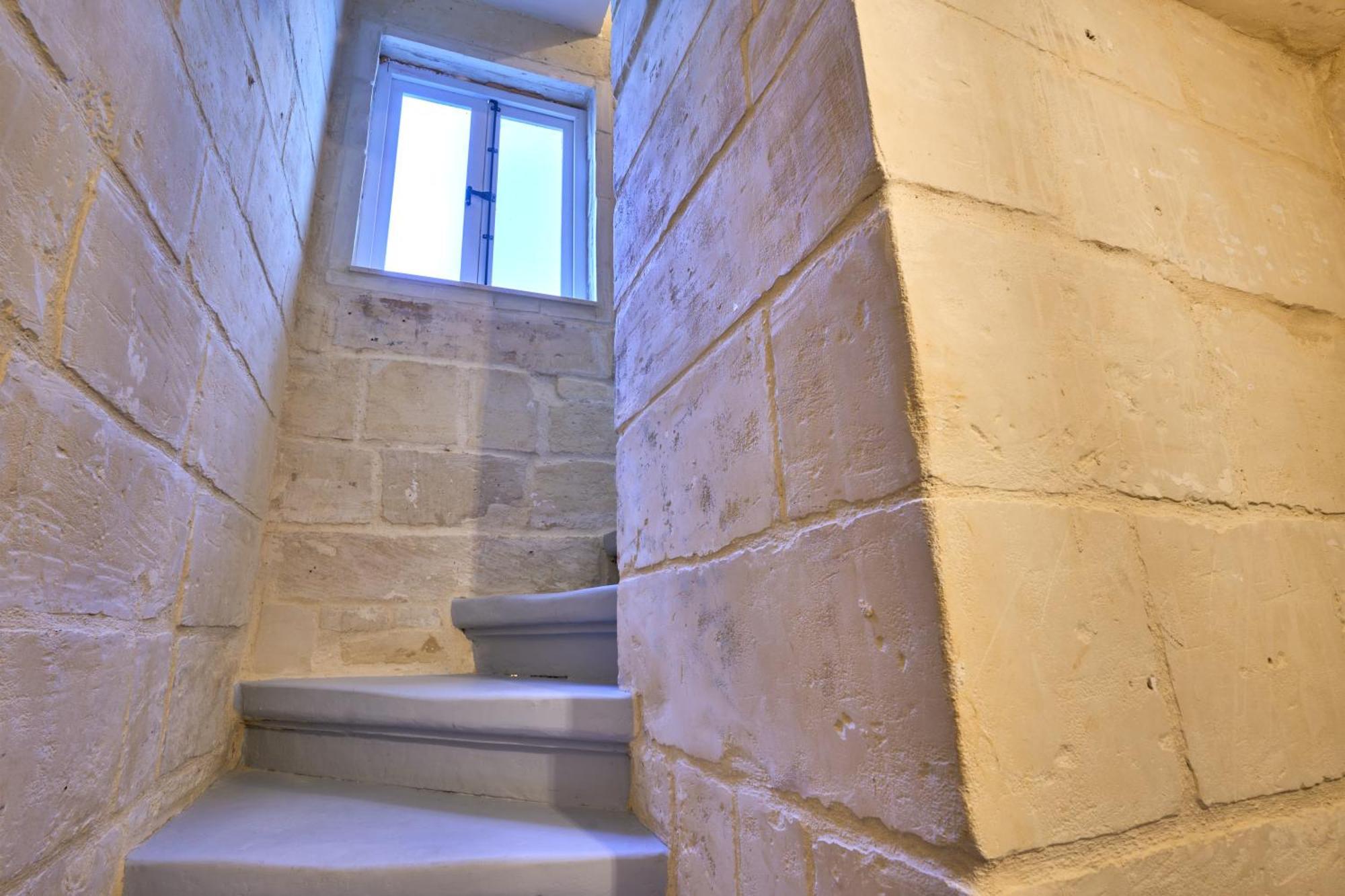 12 -16 , Pacifiku Scicluna Birgu Buitenkant foto