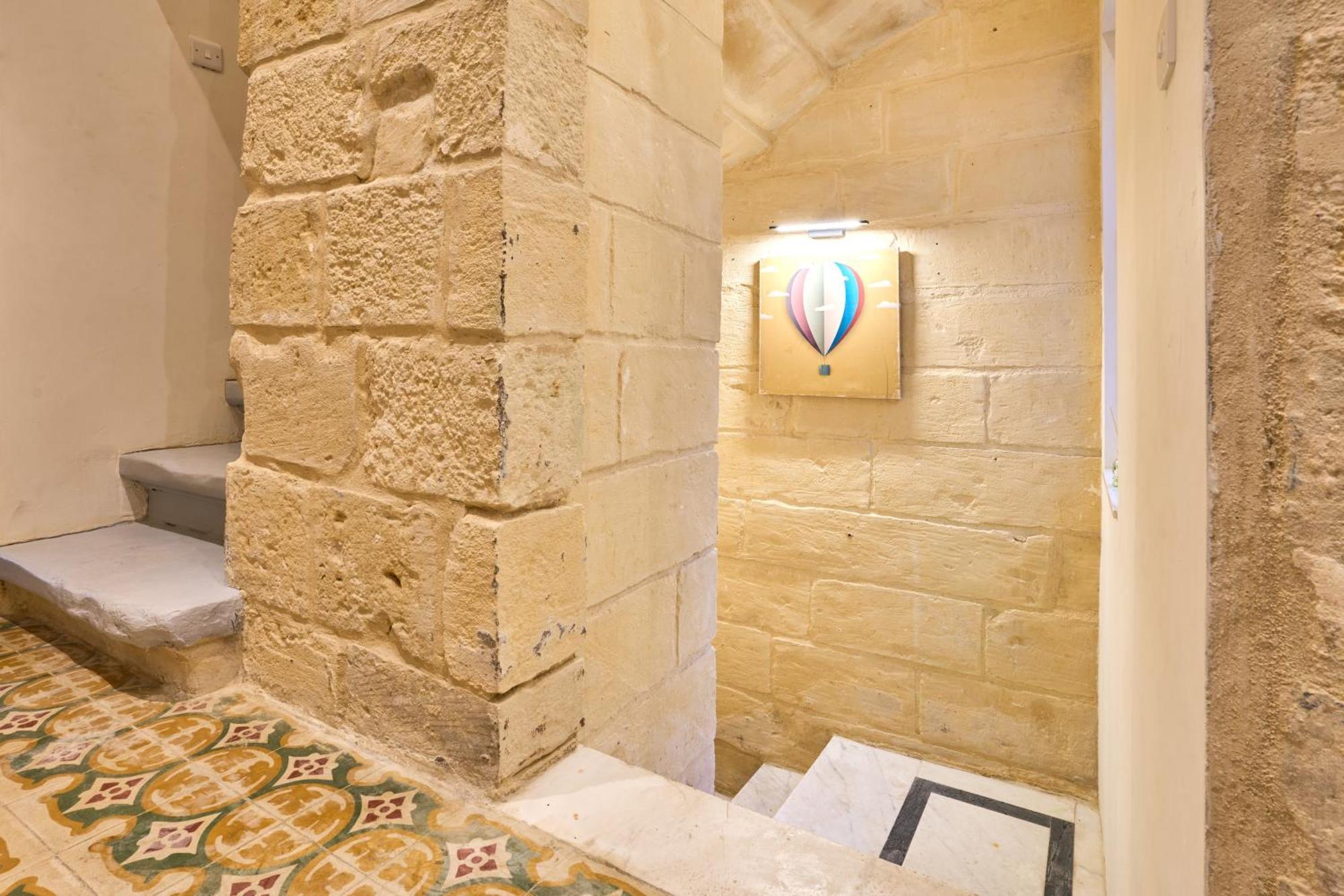 12 -16 , Pacifiku Scicluna Birgu Buitenkant foto