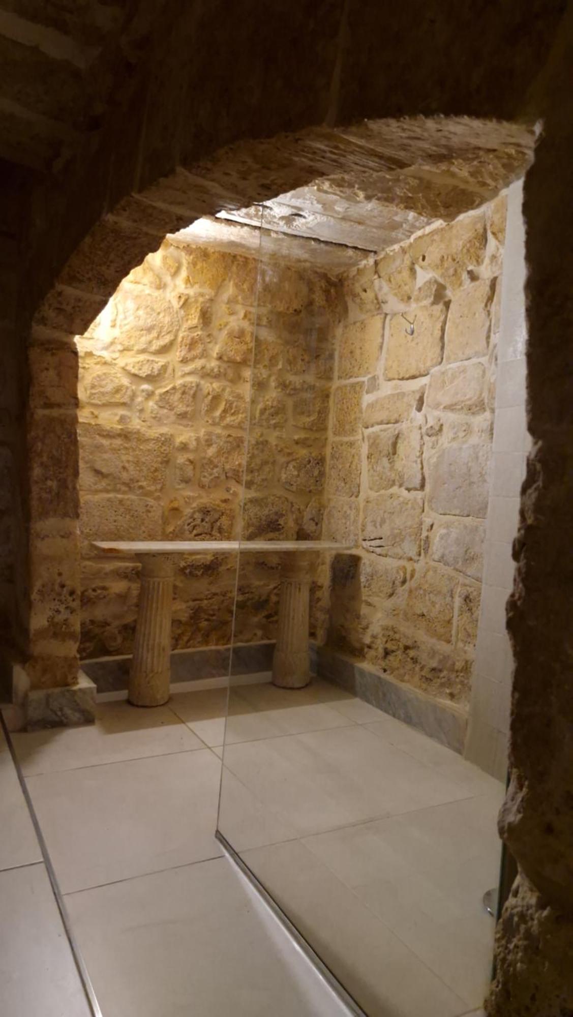 12 -16 , Pacifiku Scicluna Birgu Buitenkant foto