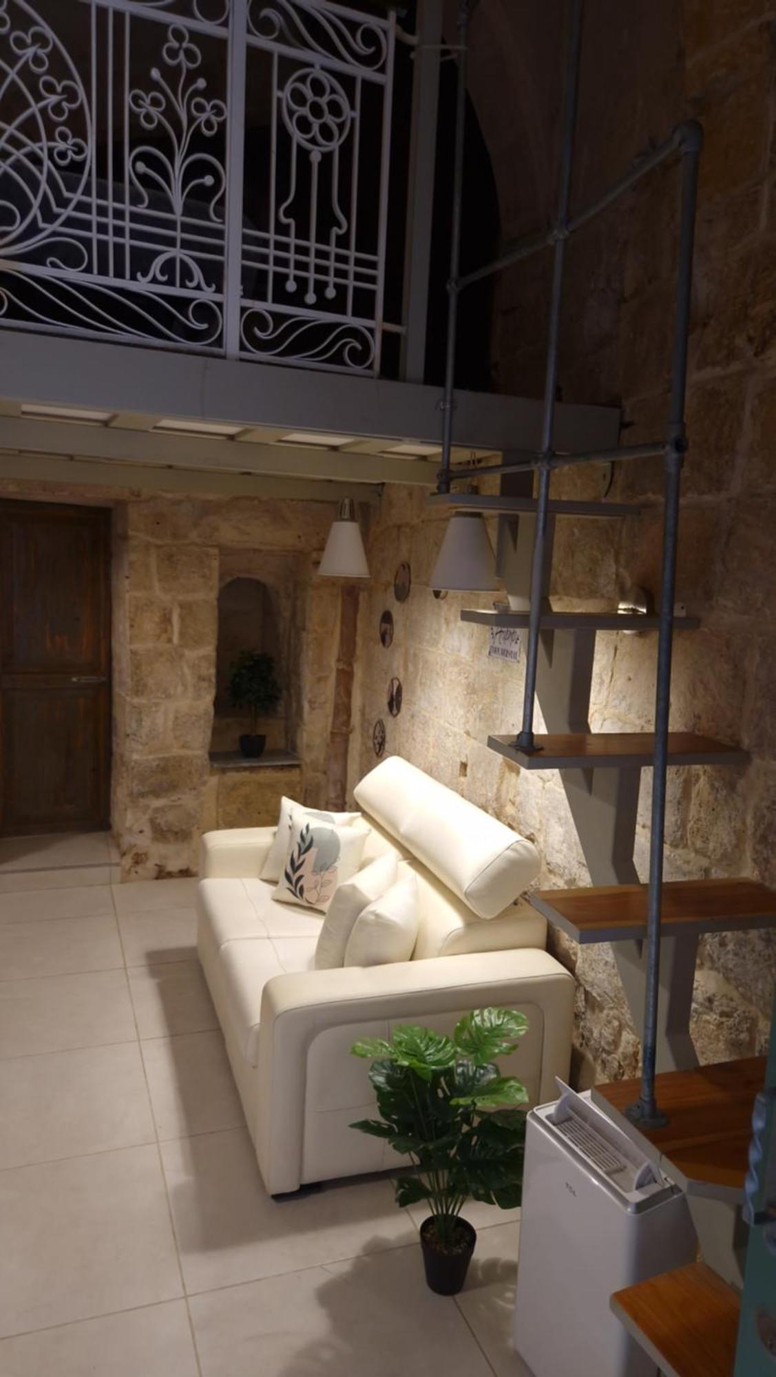 12 -16 , Pacifiku Scicluna Birgu Buitenkant foto