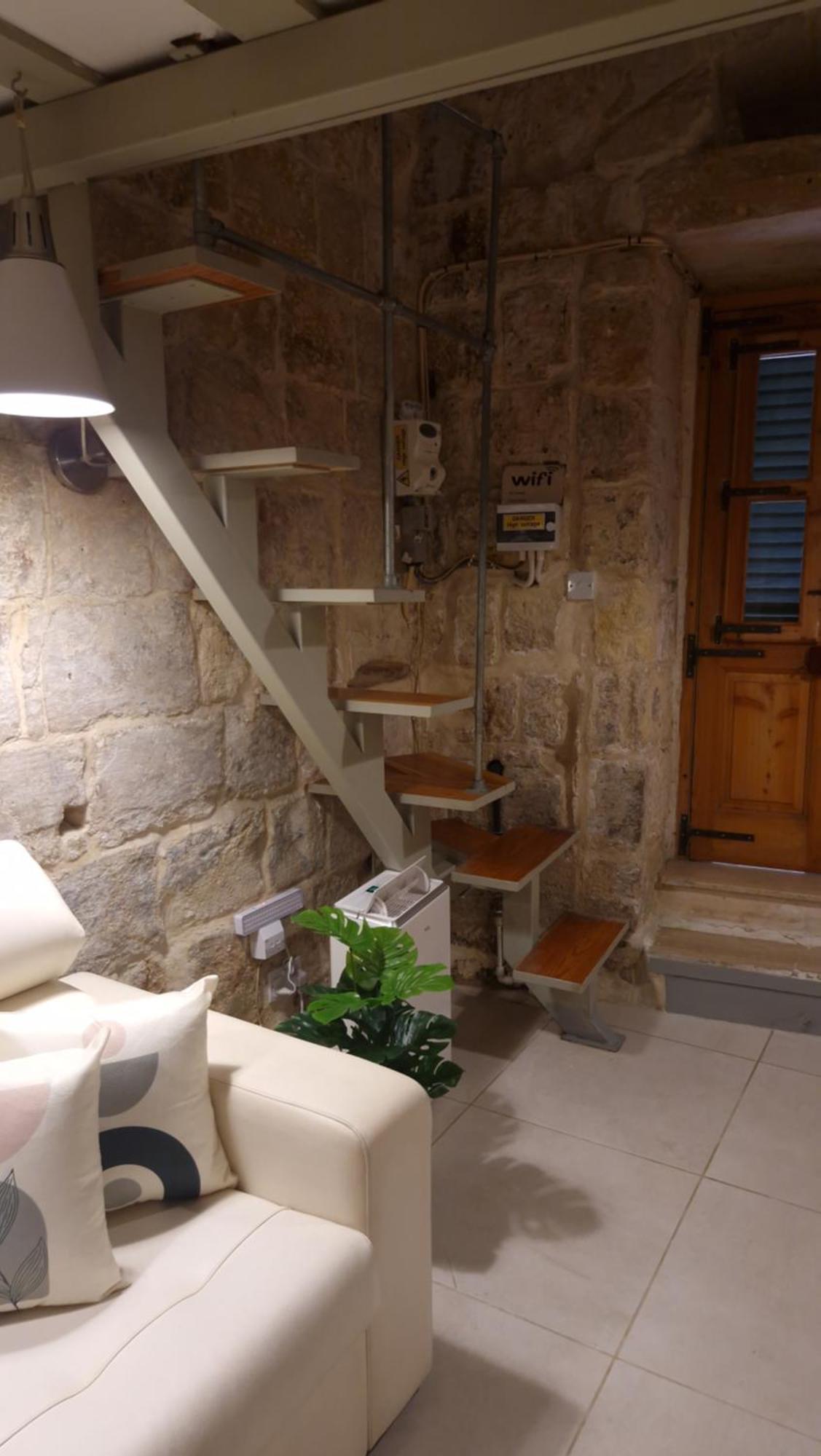12 -16 , Pacifiku Scicluna Birgu Buitenkant foto
